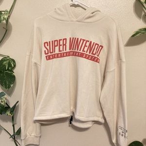 Nintendo cropped pullover